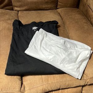 Pair of Lands End women’s short sleeve tees…never worn